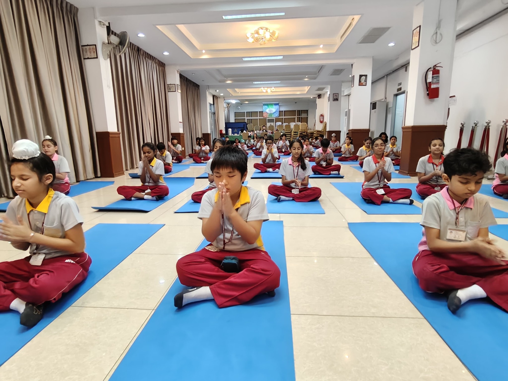 SVCC Bangkok Organizes Yoga Session at Modern International School Bangkok Ahead of International Day of Yoga 2025